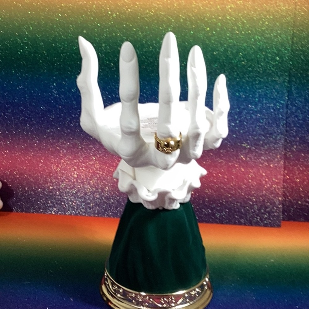 B&BW Witch Hand Single Wick Candle Holder